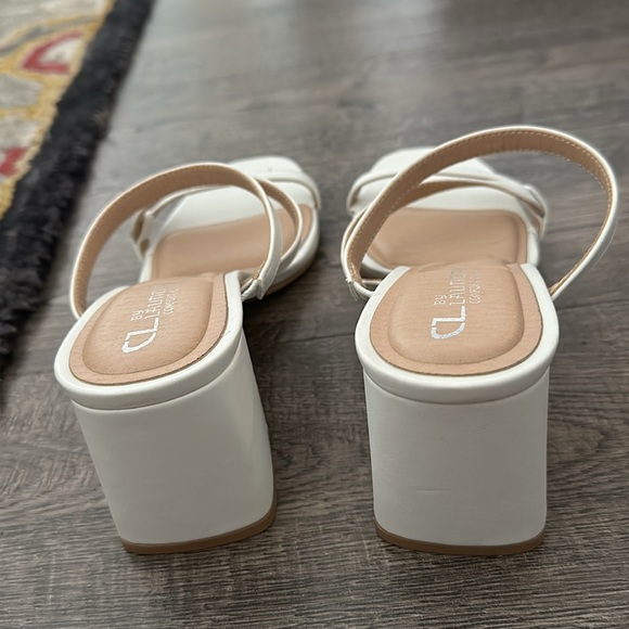 CL by Laundry Blaine Smooth White High Heels - Picture 6 of 6